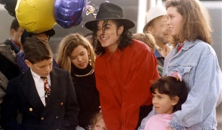 У Джексона якобы был секретный код для детей. Источник: MEGA.