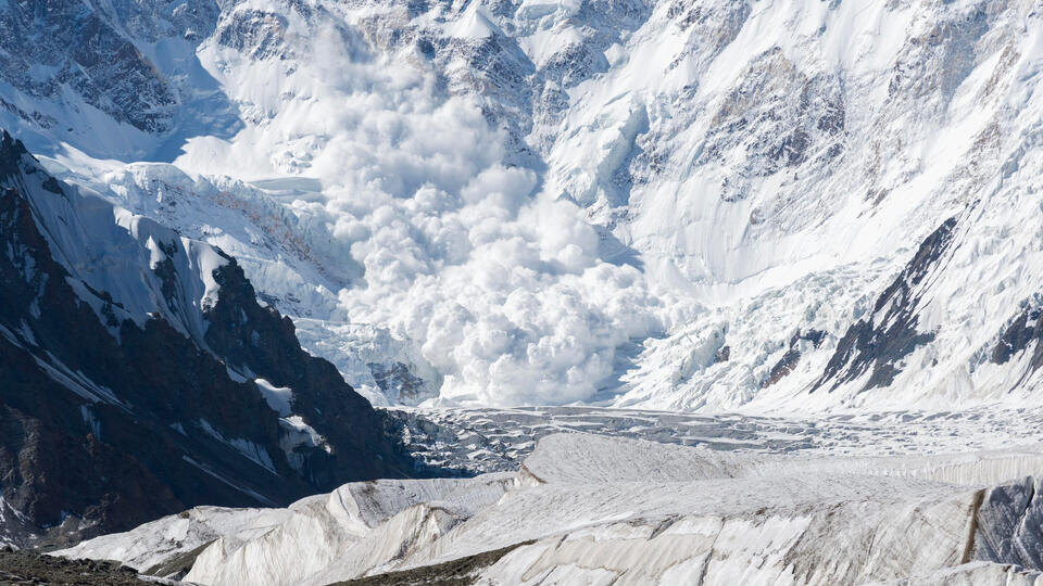 Лавина накрыла шесть человек на руднике "Ирокинда" в Бурятии