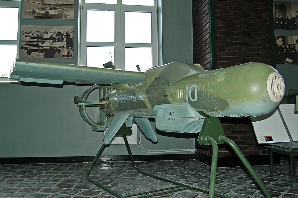 Авторство: Pavel Adzhigildaev. http://russianplanes.net/ID31121, CC BY-SA 3.0, https://commons.wikimedia.org/w/index.php?curid=17268263