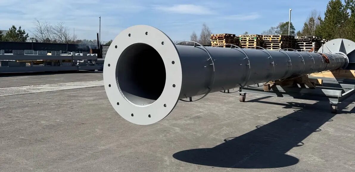 Самонесущая дымовая труба перед нанесением утеплителя и наружного кожуха