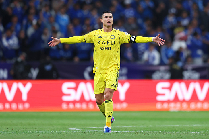    Криштиану Роналду   
Yasser Bakhsh/Getty Images