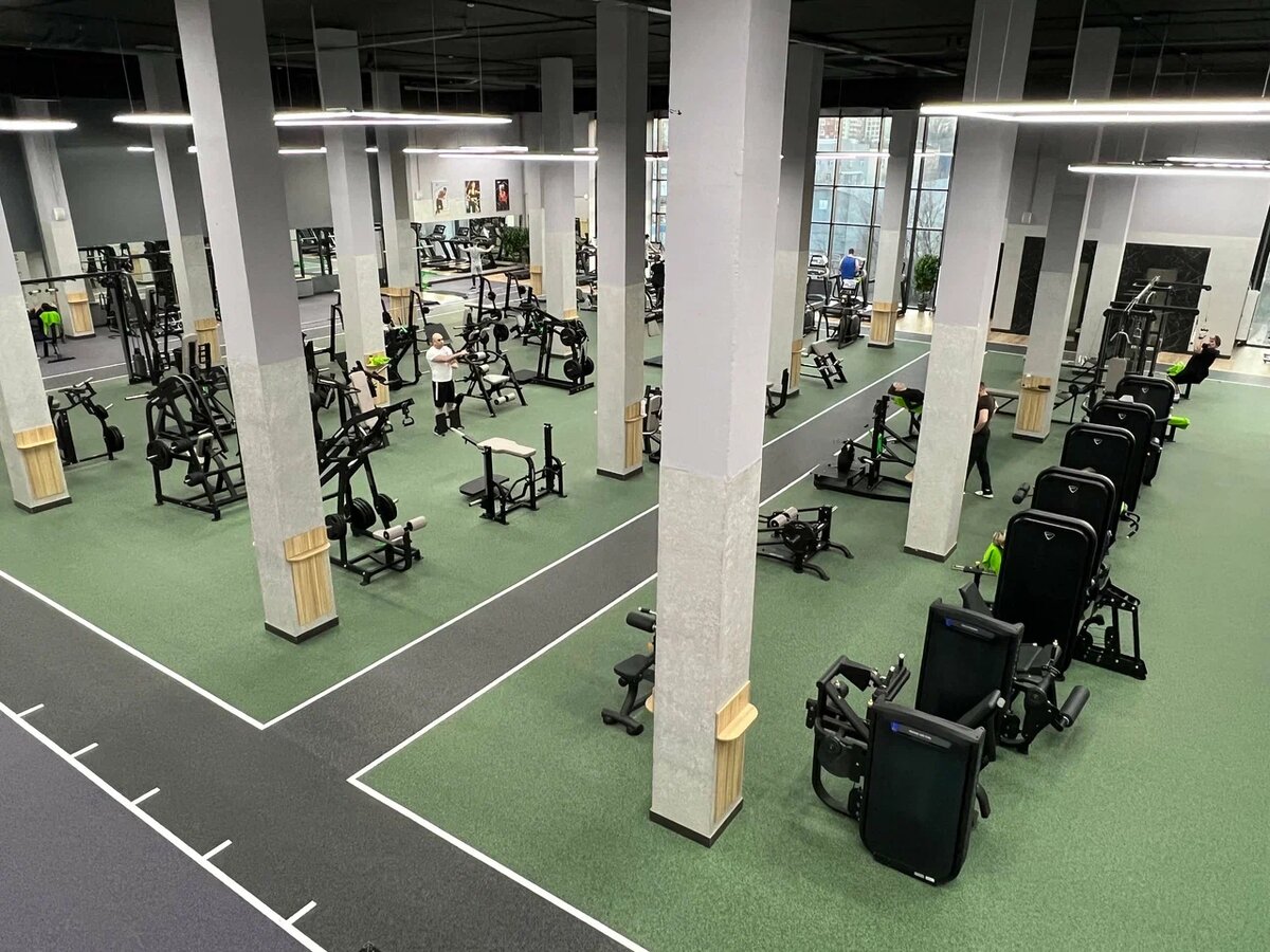 Покрытие в Фитнес-центре X-FIT