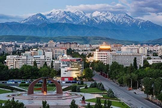    Бишкек, Киргизия (фото: commons.wikimedia/Aitenir)