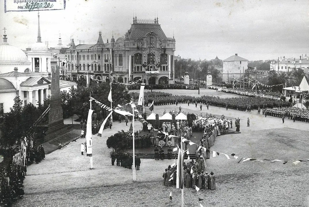 Николай Второй в Нижнем Новгороде в 1896 году, фотография из открытых источников Яндекса
