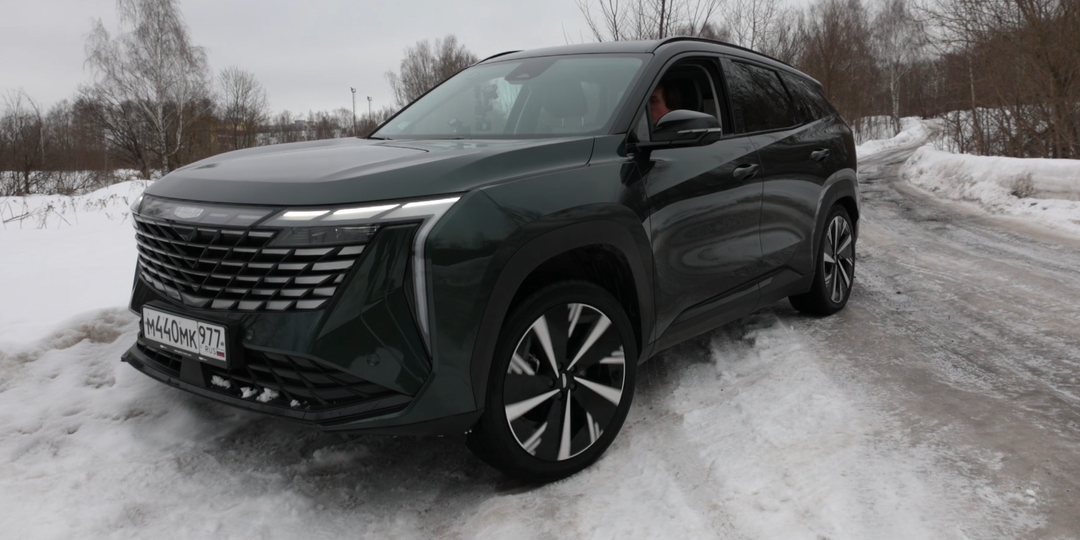 Geely Atlas AWD или Tenet T8: цена и 7 мест наехали на Aisin. Где больше кроссовера?