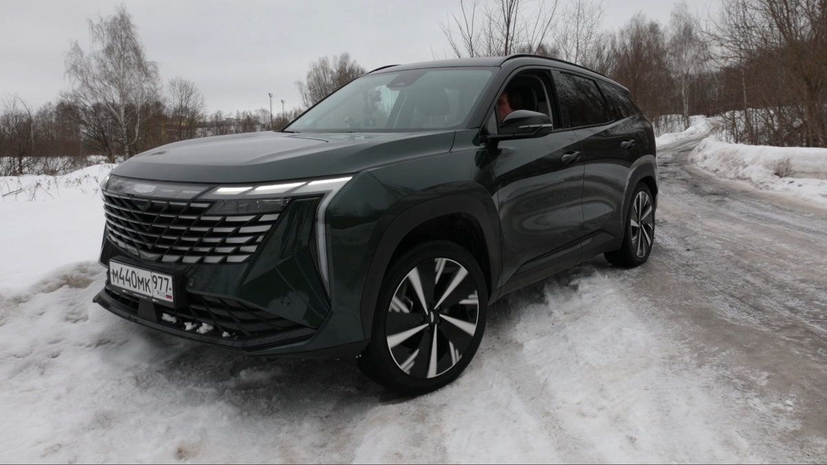 Тест-сравнение Geely Atlas AWD и Tenet T8 - в заочном формате.