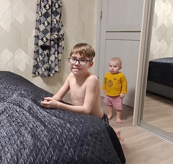 Денис и Роман - хулиган 😂