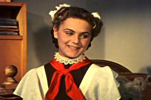    Ирина Асмус в фильме «Новые похождения кота в сапогах», 1958 год