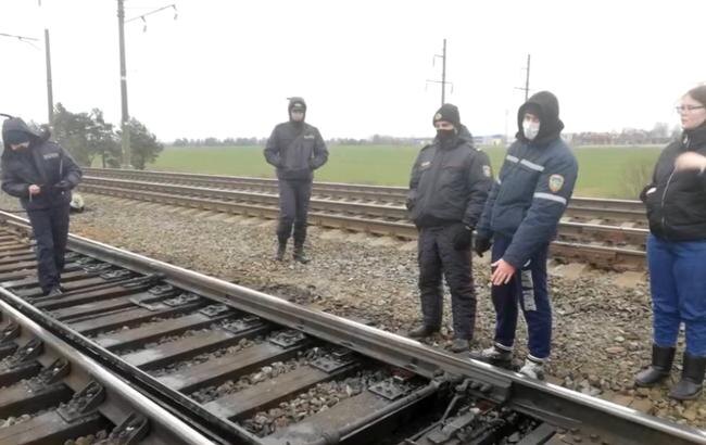 2021 год. Белорусские правоохранители расследуют одну из примерно сотни железнодорожных диверсий ТРК «Брест»