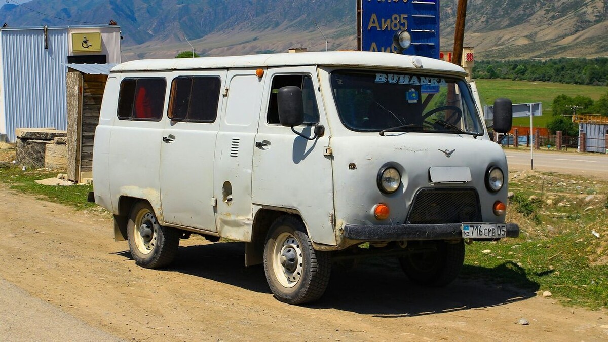    УАЗ «Буханка». Фото GWANGJIN GO / Unsplash