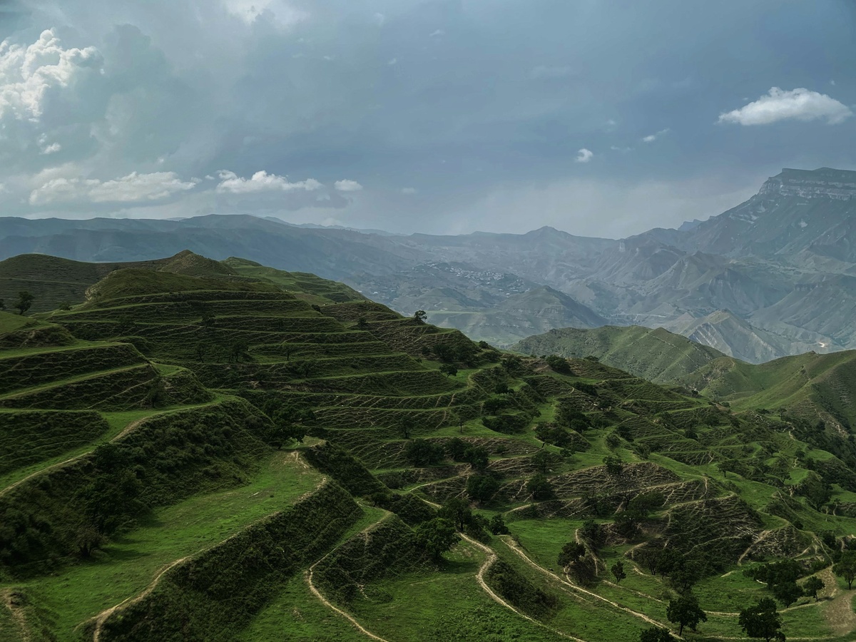    Значительная часть территории региона находится на склонах Главного (Большого) Кавказского хребтаLegion-Media