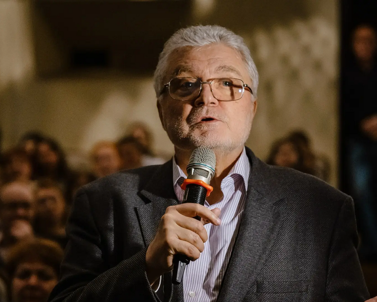     Юрий Поляков: «Занимательность - это вежливость писателя»