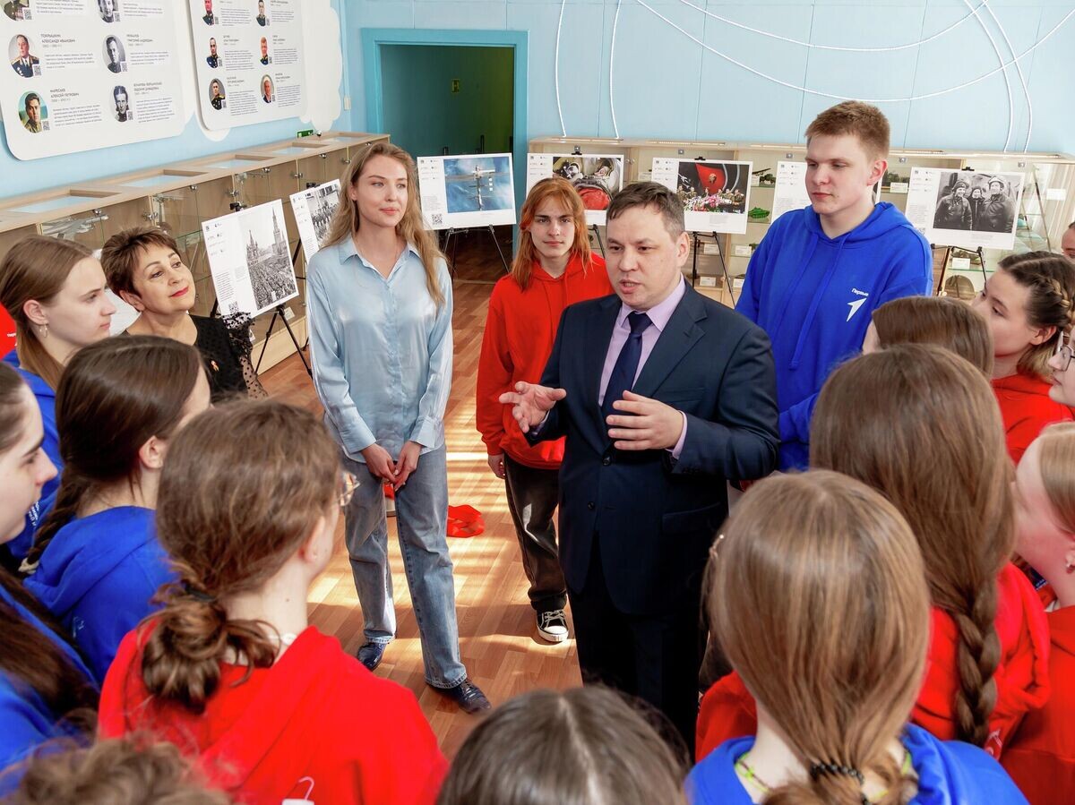    Фотовыставка "Первые среди звезд" открылась в ВДЦ "Орленок" | © Фото : ВДЦ "Орленок"/Николай Житков