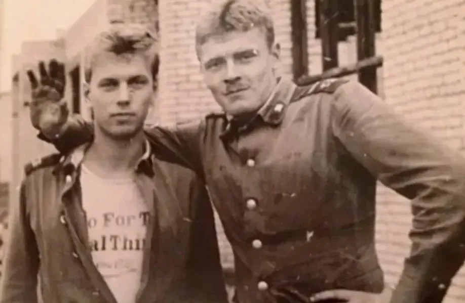 Молодой Дмитрий Песков 