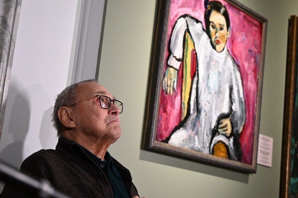    Андрей Кончаловский нашел на портретах родственников. Алексей БУЛАТОВ