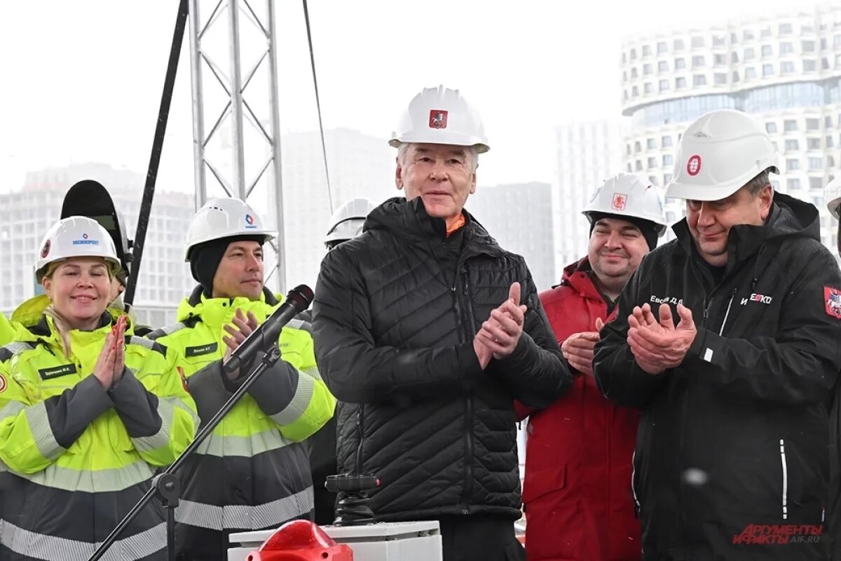    Мэр Москвы Сергей Собянин запустил строительство нового тоннеля Бирюлевской линии столичного метро.