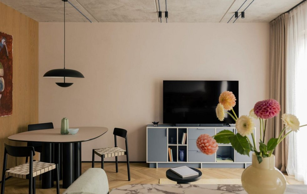 Дизайн: Dizzo Design