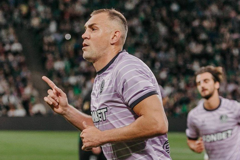 Мор: "Дзюба не решил, хочет ли он дальше насиловать свой организм"