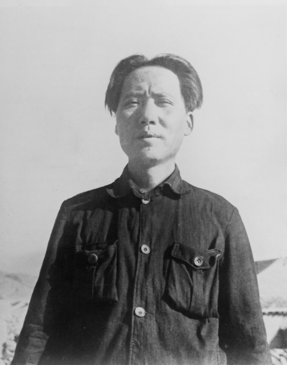 Мао в 1937 году