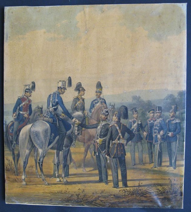 Офицеры 4-й легкой кавалерийской дивизии. 1859 г. Картина. Неизвестный художник. Астраханский Кирасирский Его Императорского Высочества Великого Князя Николая Николаевича Старшего полк. Источник: Государственный исторический музей: "4 легкая кавалерийская дивизия. Офицеры 7-го драгунского Кинбурнского, 7-го уланского Ольвиопольского, 7-го гусарского Белорусског,о 8-го драгун. Астраханского, 8-гщ улан. Вознесенского, 8-го гусар. Лубенского полков и 4-й конно-артиллерийской бригады. Неизвестный автор. 1859 г.". Ссылка: https://catalog.shm.ru/entity/OBJECT/5902291?query=8-й%20драгунский%20Астраханский%20полк&index=2 На самом деле, полк в это время назывался Астраханским Кирасирским Его Императорского Высочества Великого Князя Николая Николаевича Старшего полком. Для справки: с 20.09.1852 г. - Кирасирский Его Императорского Высочества Великого Князя Николая Николаевича полк. с 19.03.1857 г. - Астраханский Кирасирский Его Императорского Высочества Великого Князя Николая Николаевича Старшего полк. 27.05.1860 г. - сформирован Астраханский Драгунский Его Императорского Высочества Великого Князя Николая Николаевича Старшего полк. Ссылка: https://antologifo.narod.ru/pages/list/histore/istAstDr.htm