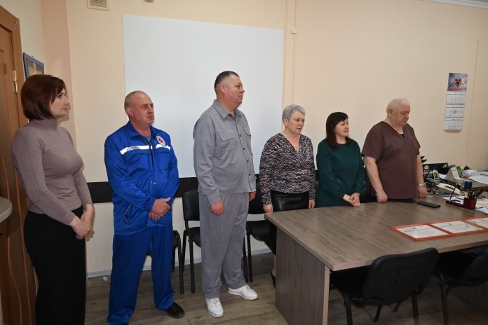   📷
