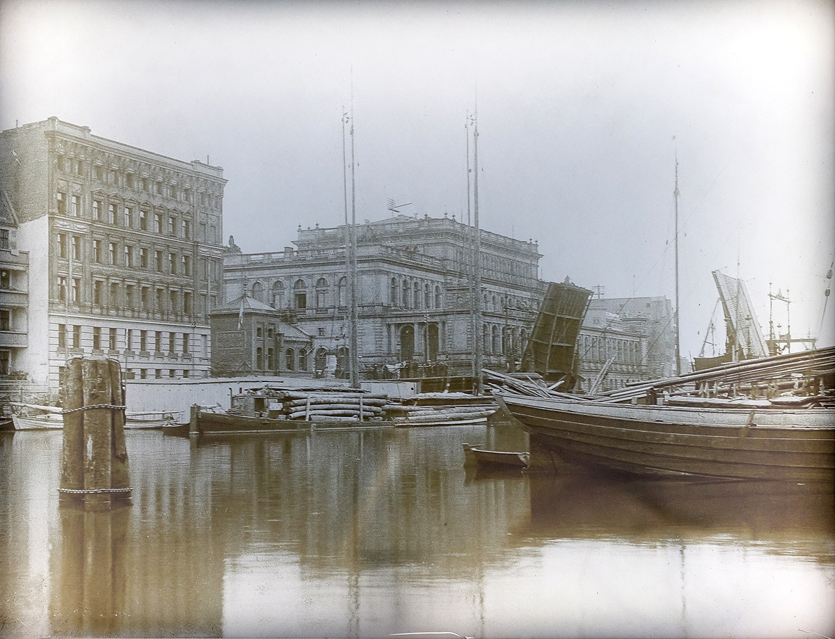 Вид с набережной на торговую биржу, 1906 год. Музей изобразительных искусств. Калининград.