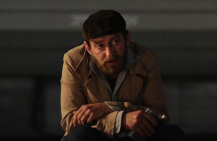    кадр из сериала «Метод»