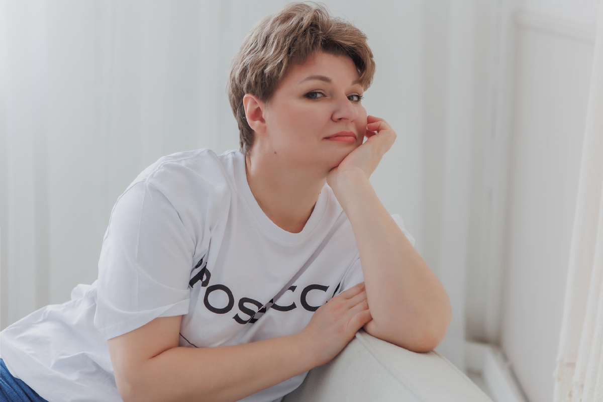 Ани Вьёри, Ольга Липницкая и Леся Глинская в одном лице. 