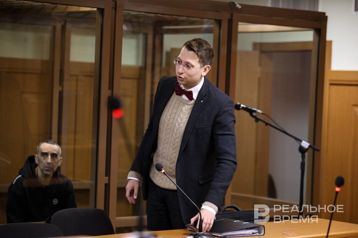    Адвокат Иван Куликов рассказал о претензиях своего клиента к казанским переводчикам. Артем Дергунов / realnoevremya.ru