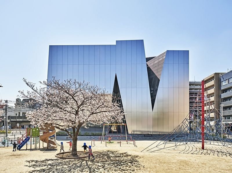The Sumida Hokusai Museum. すみだ北斎美術館 外観(🄫 Yosuke Owashi)