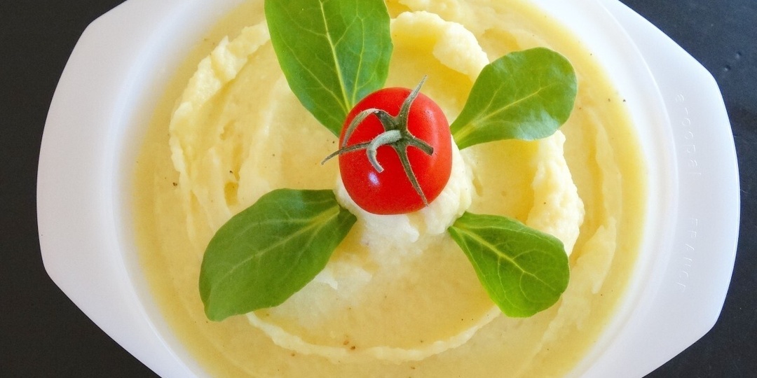 Вчерашнее пюре станет кулинарным шедевром: яйцо и горсть муки за 5 минут превращают остатки в гору золотистых лепешек