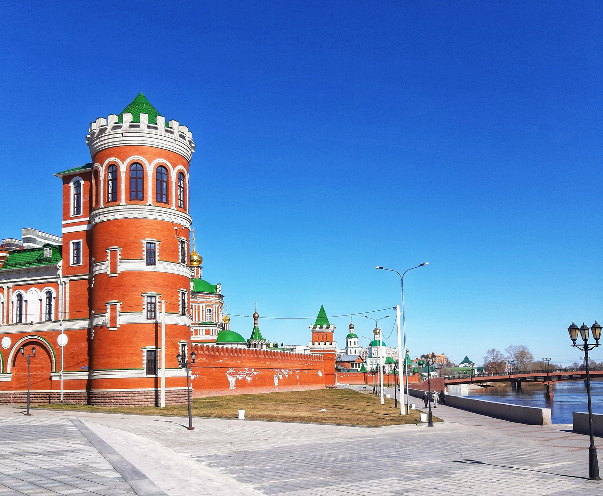 Воскресенская набережная. Царьградская площадь. г. Йошкар-Ола.