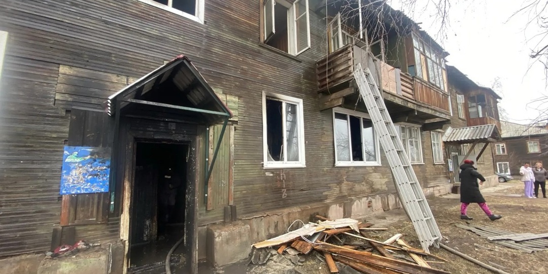 Режим повышенной готовности ввели в Братске после пожара в 16-квартирном доме