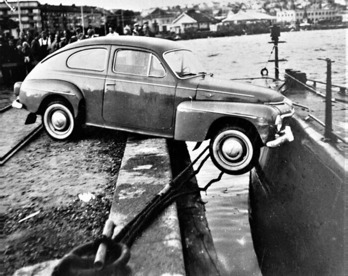 Швеция, 1961 год: единственный в мире задокументированный случай столкновения автомобиля и подводной лодки