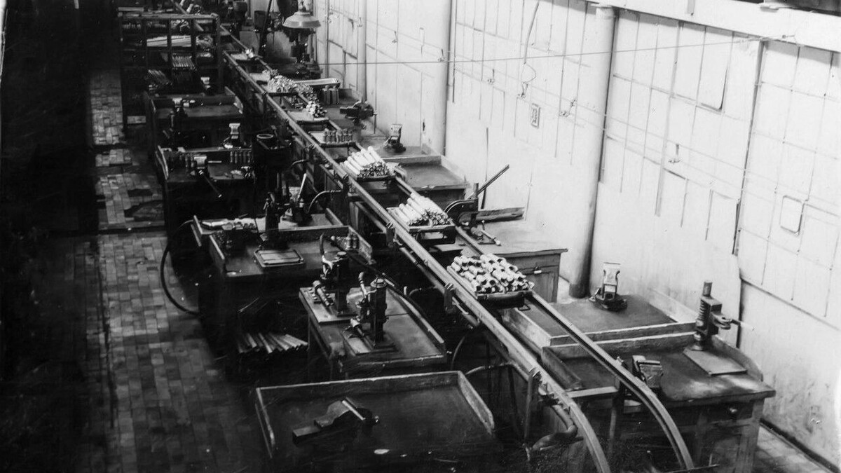    Казанский авиационный завод во время Великой Отечественной войны   Telegram-канал Kazan Nostalgique