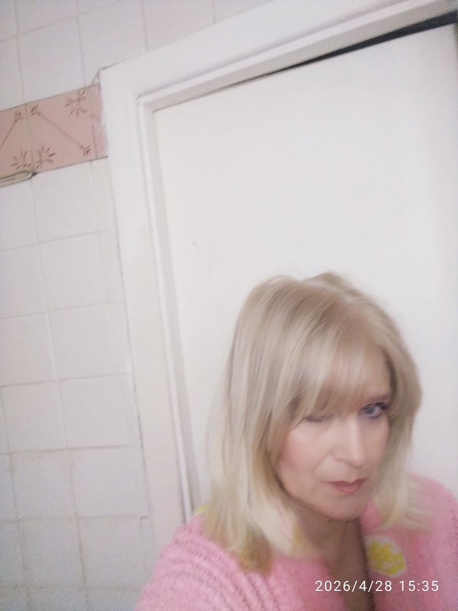 Волосы всегда крашу сама