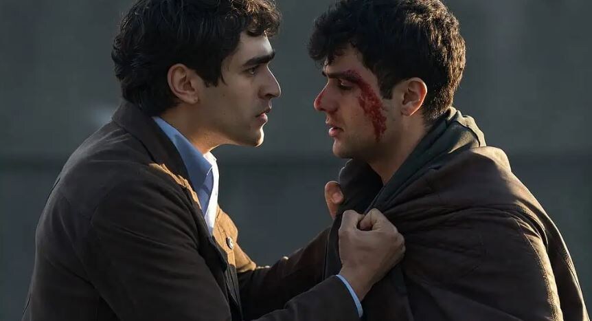 Кадр из сериала "Парень"