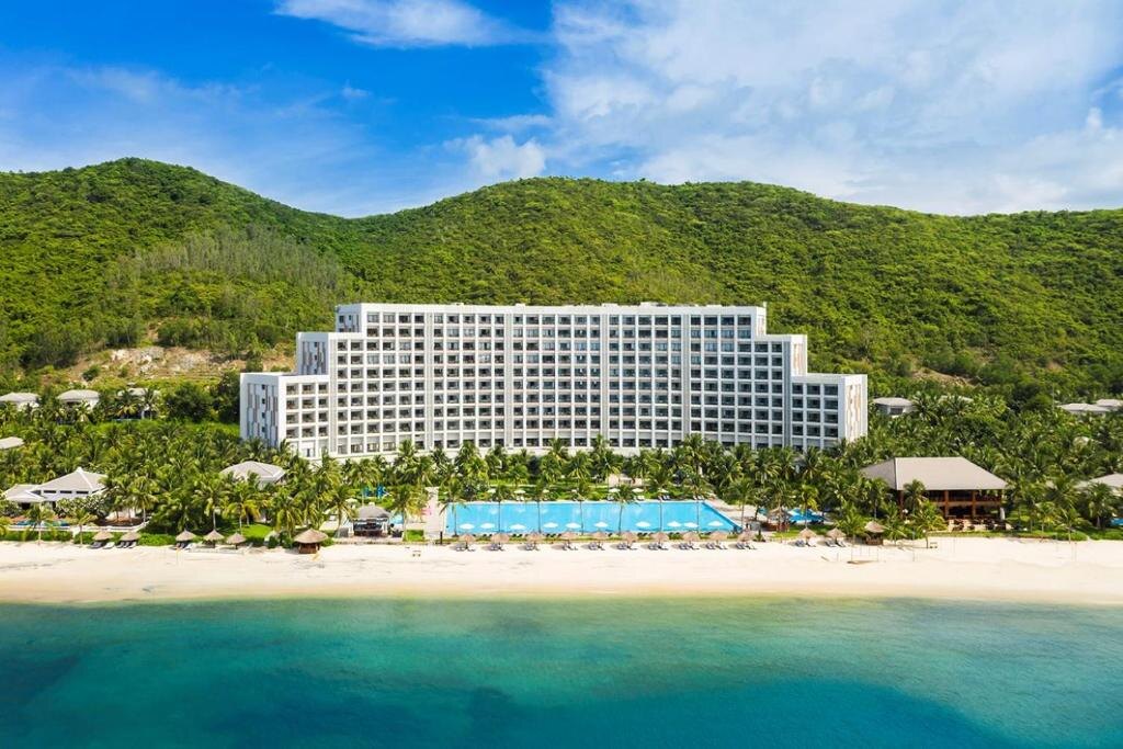Отель Vinpearl Resort & Spa Nha Trang 5*