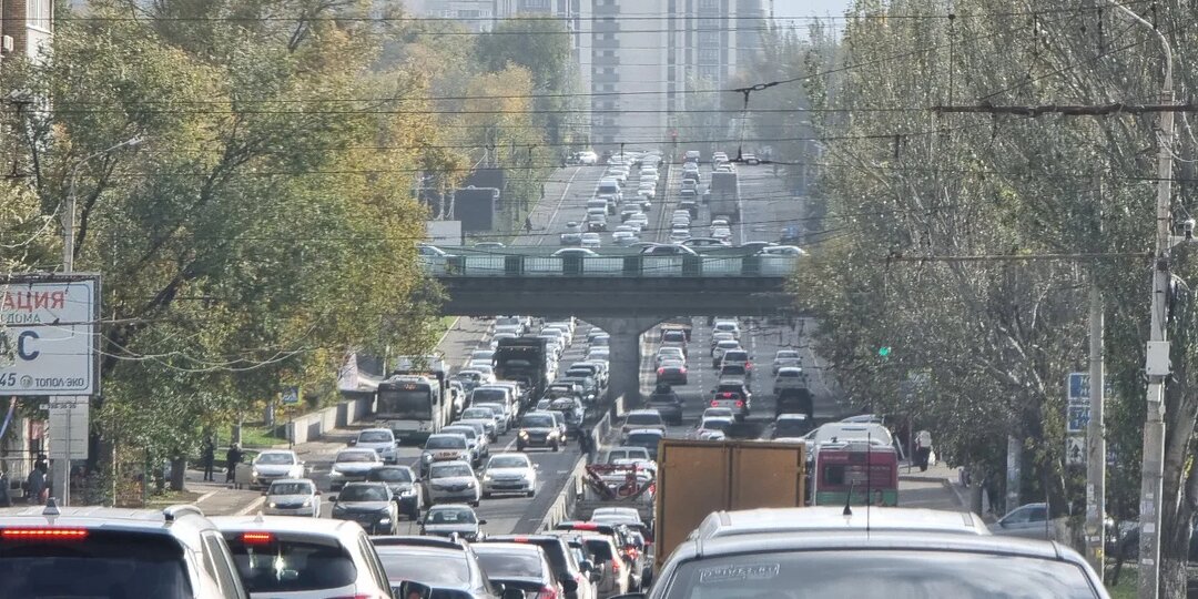 В Ростове до 1 мая ликвидируют ямы на дорогах после снежной зимы