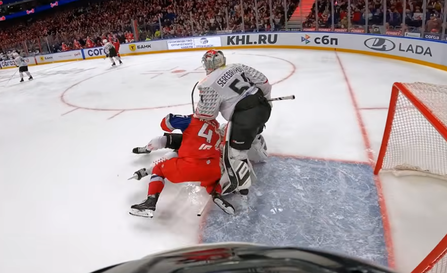 «Вратарская провокация»: Почему жест Серебрякова решил исход матча, а судьи промолчали