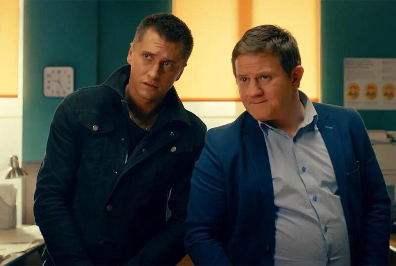 «Я человек старых понятий, но три брака и любовница?» Тайная жизнь звезды «Мажора» Александра Обласова