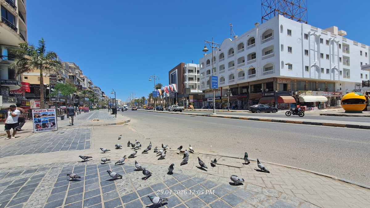 Шератон, центральная улица в Хургаде.