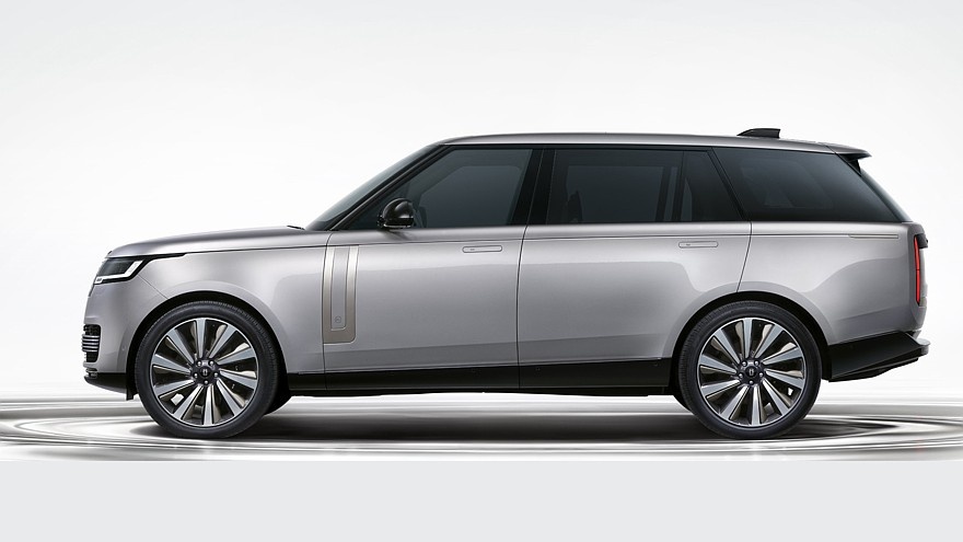    На фото: Range Rover SV Ultra