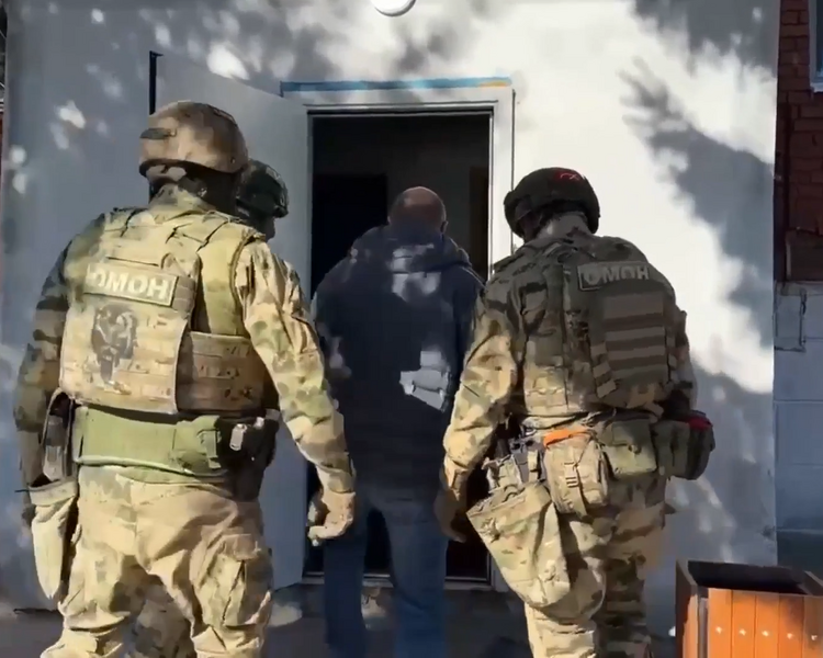     В Курской области чиновник попался на взятке за списание долгов подрядчика