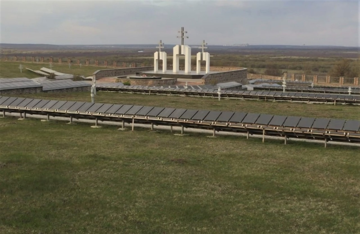 Центральное кладбище венгерских военнослужащих - самое большое венгерское кладбище в мире находится за пределами Венгрии 