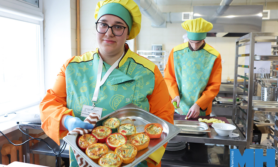 В Минске выбрали лучшего школьного повара. Блюда дегустировали дети
