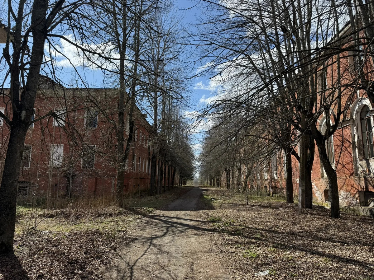Аракчеевские казармы на новгородчине