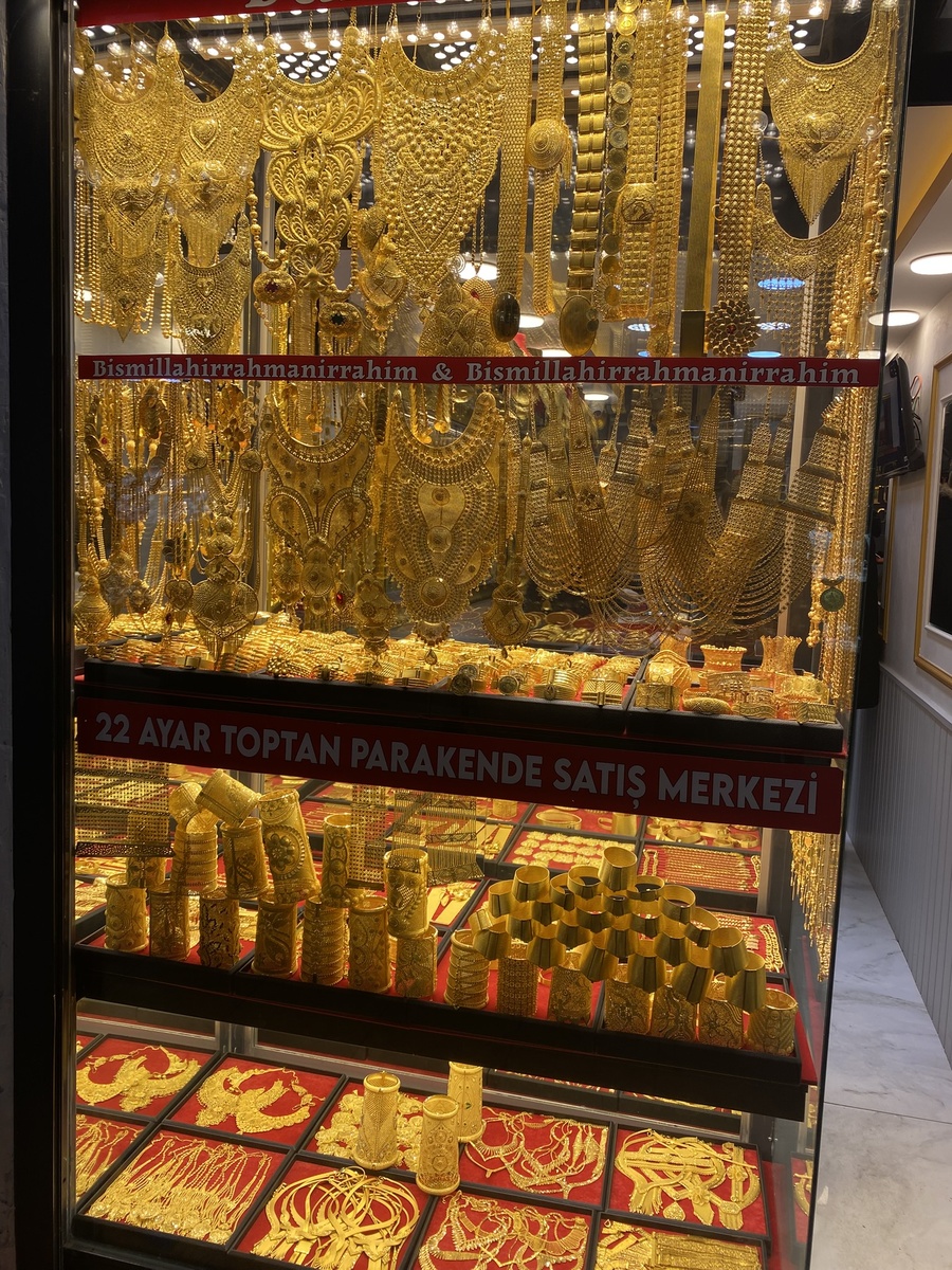 оно настоящее?? Что это за проба? 