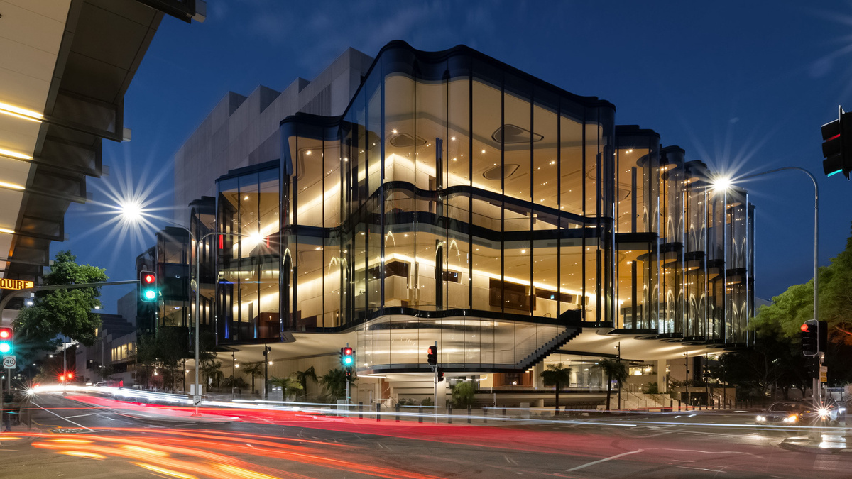 Project: Glasshouse Theatre | Arch: Snøhetta, Blight Rayner | Photo: Christopher F. Jones, David Kelly | Geo: Brisbane, Australia