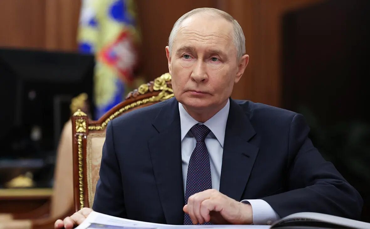    Источник: Владимир Путин Фото: Александр Казаков / РИА Новости. rbc.ru Марк Федотов